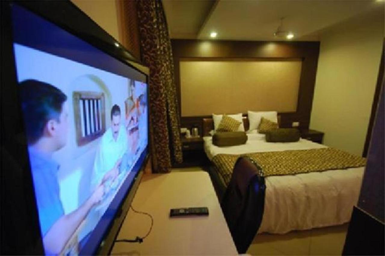 Hotel Suncity International Jodhpur  Exteriör bild