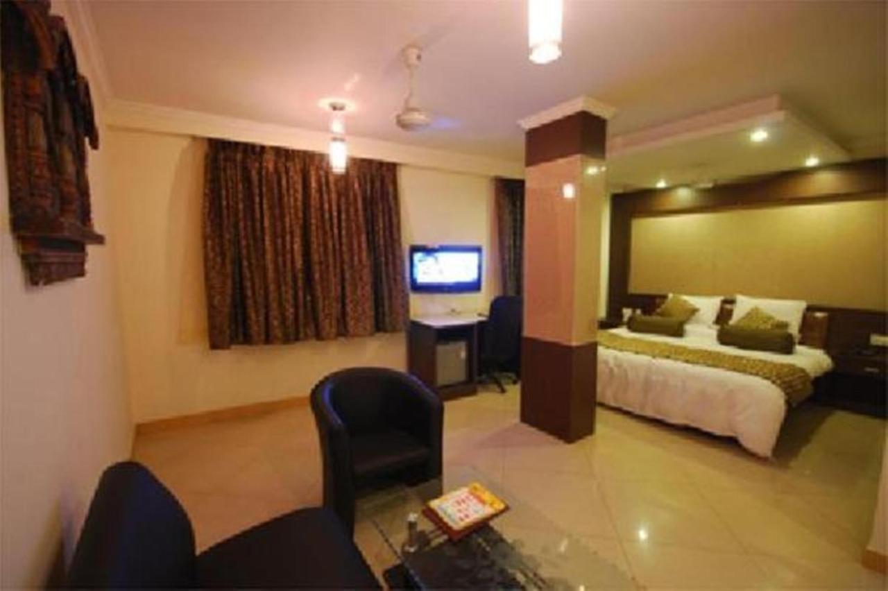 Hotel Suncity International Jodhpur  Exteriör bild