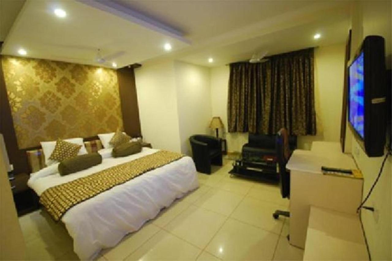 Hotel Suncity International Jodhpur  Exteriör bild